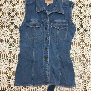 Sleeveless Denim Button-Up Vest